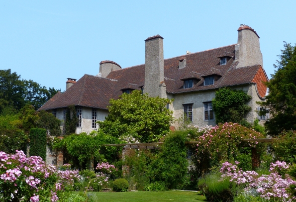 Ecrin fleuri au Bois des Moutiers